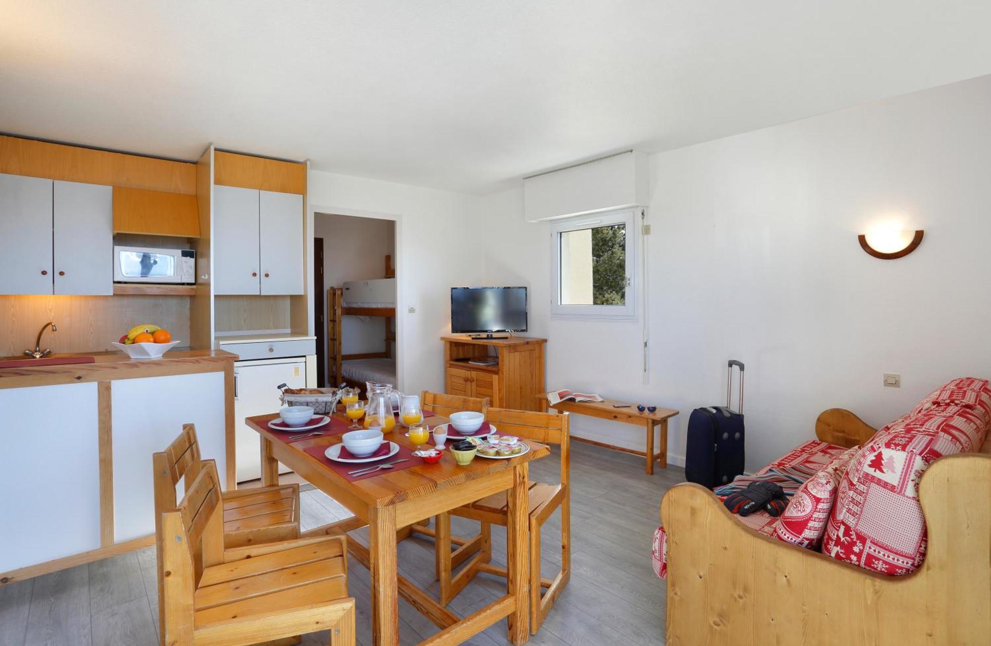 Aparthotel Les Balcons Du Soleil Font-Romeu-Odeillo-Via Exteriér fotografie